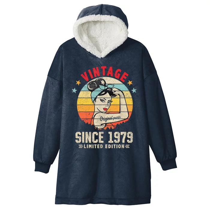 1979 45th Bday 45 Year Old Birthday Hooded Wearable Blanket