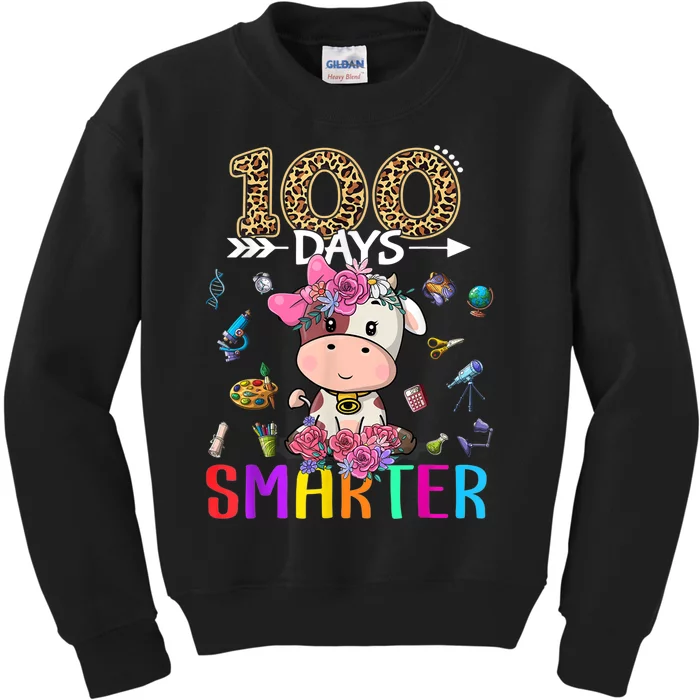 100 Days Smarter Cute Cow  Happy 100th Day of school Kids Sweatshirt