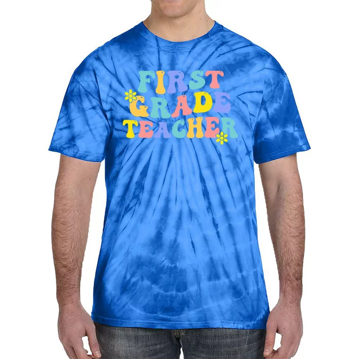 1St Grade Teacher Back To School Groovy First Grade Teacher Cool Gift Tie-Dye T-Shirt