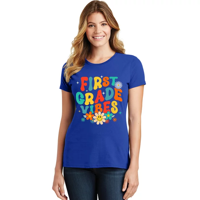 1st Grade Vibes Back To School Retro First Grade Teachers Women's T-Shirt