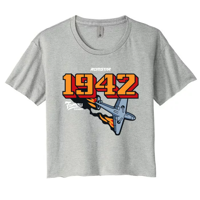 1942 Retro Vintage Arcade Women's Crop Top Tee