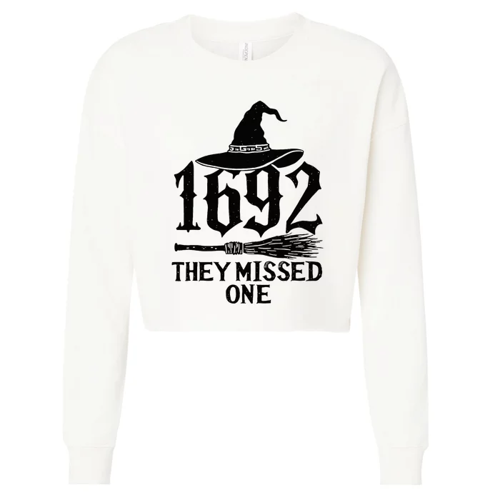 1692 They Missed One Halloween Feminist Witch Trials Cropped Pullover Crew