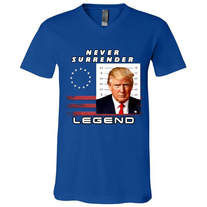 2 Finger Never Surrender Save America Legend Trump Mug Shot Gift V-Neck T-Shirt