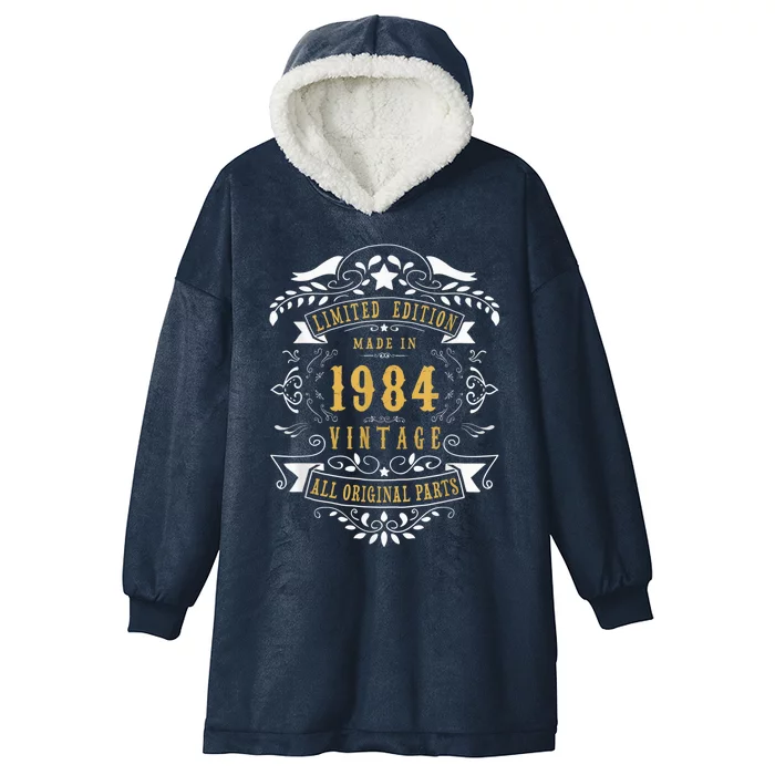 39 Years Old 39th Birthday Made Born in 1984  Wo Idea Hooded Wearable Blanket