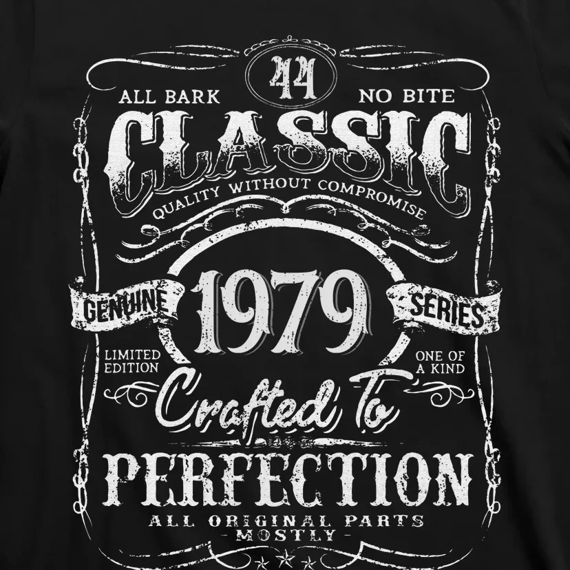 44th Classic Birthday gift 44 Perfection 1979 Birthday T-Shirt