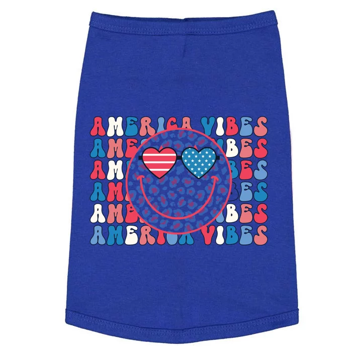 4th Of July America Vibes Happy Smile Patriotic Meaningful Gift Doggie Tank