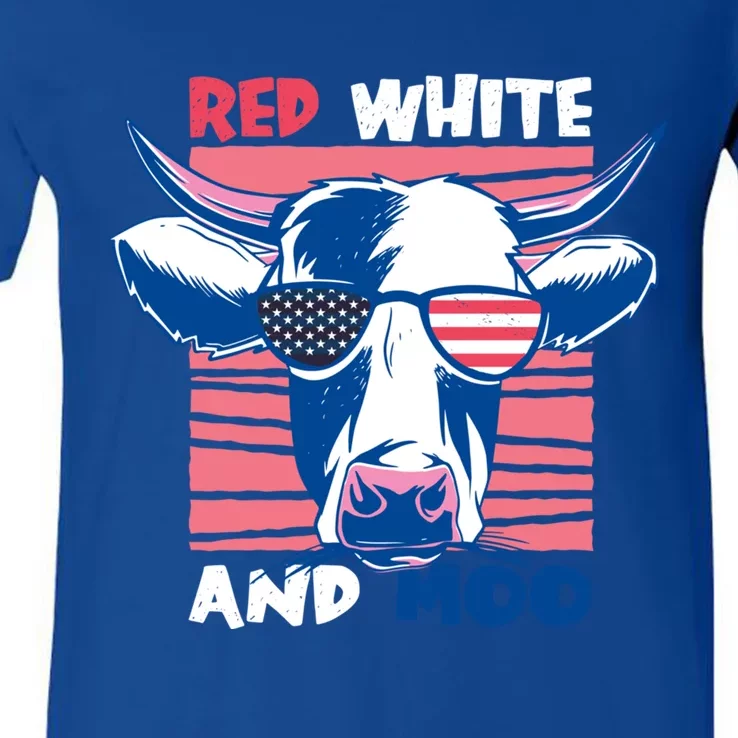 4th Of July Cow Red White And Moo Flag Patriotic Usa Gift V-Neck T-Shirt