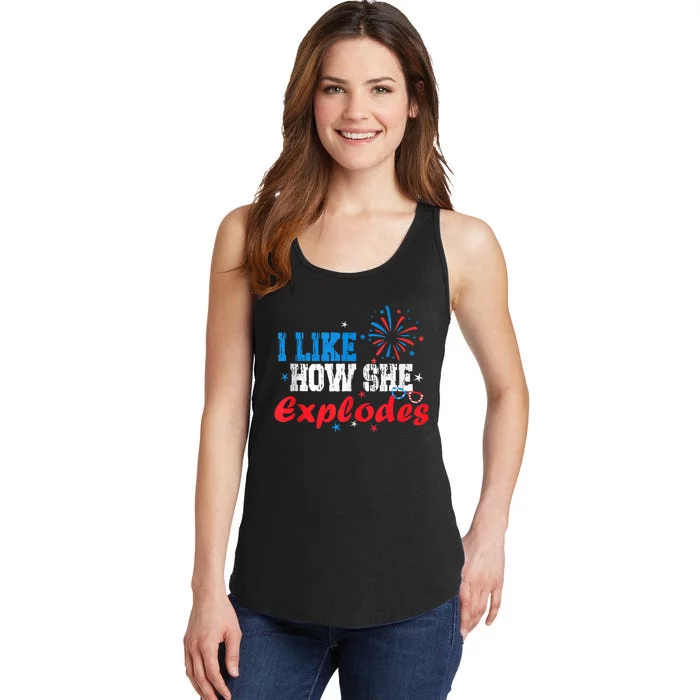 4th Of July I Like How She Explodes Fireworks Funny Couple Ladies Essential Tank