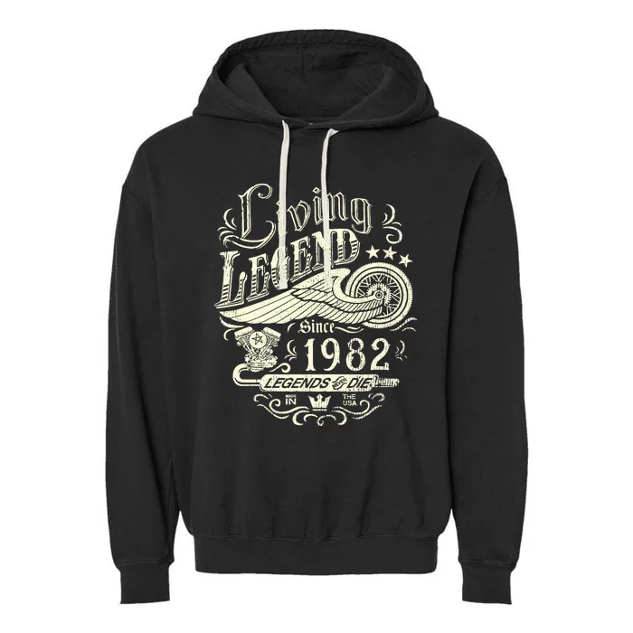 41st vintage Birthday 41 Living Legend Never Die 1982 Birthday Garment-Dyed Fleece Hoodie