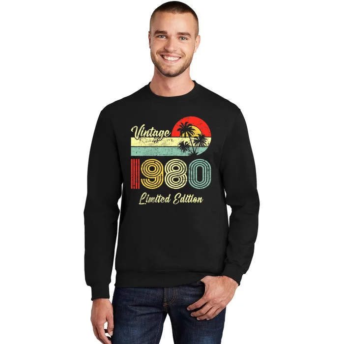 43 Years Old Vintage 1980 Limited Edition 43rd Birthday Sweatshirt