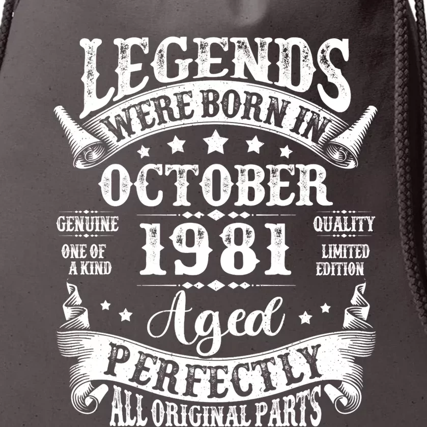 43 Years Old Legend Since October 1981 43rd Birthday Dad Drawstring Bag