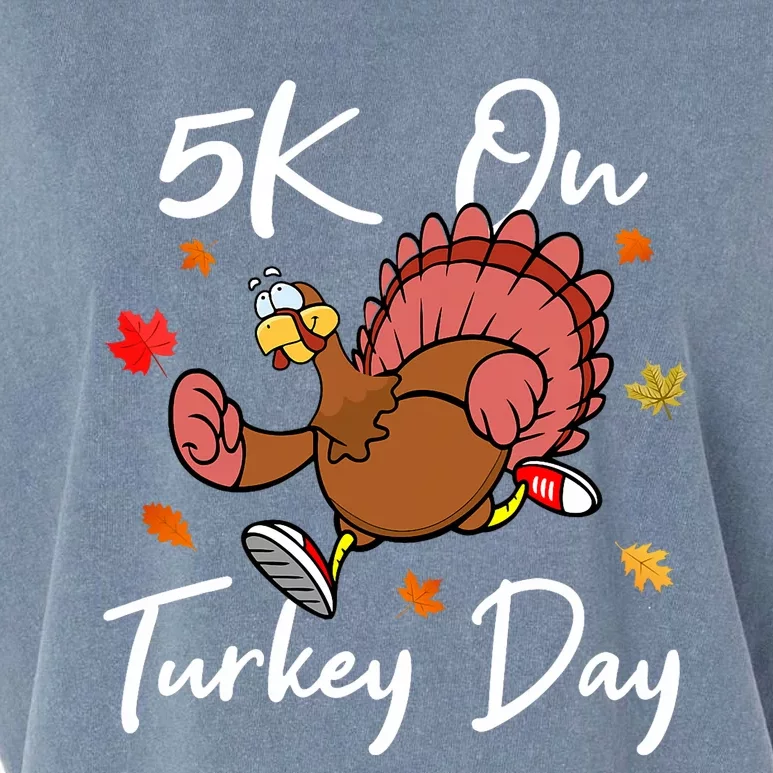 5k On Turkey Day Race Thanksgiving Turkey Trot Runners 2023 Garment-Dyed Women's Muscle Tee