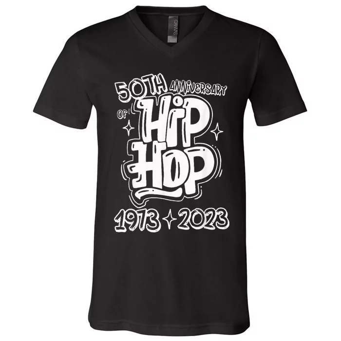 50 Years Old 50th Anniversary Of Hip Hop Graffiti Hip Hop V-Neck T-Shirt