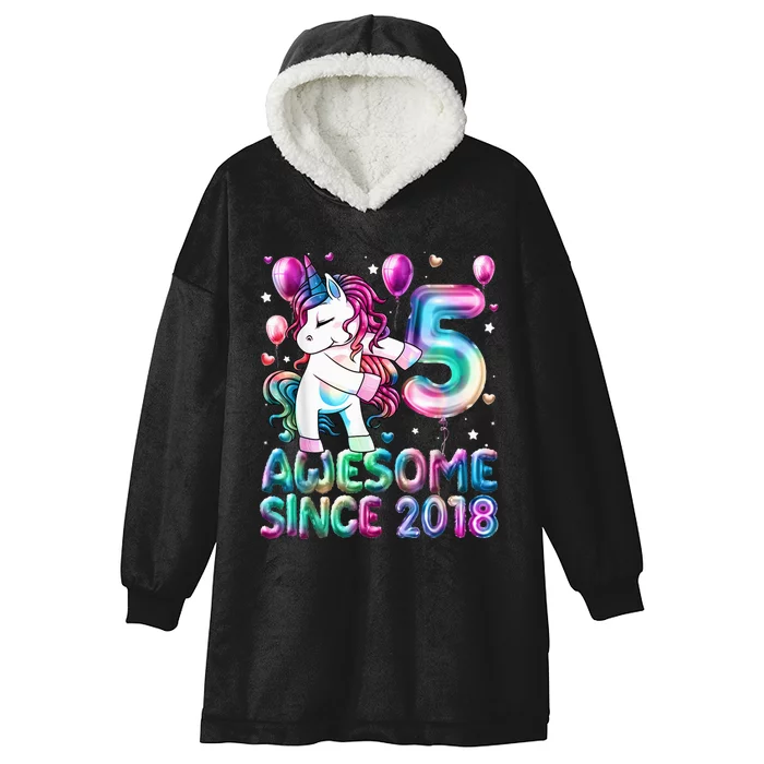 5 Years Old Unicorn Flossing 5th Birthday Girl Unicorn Party Hooded Wearable Blanket