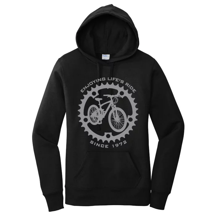 50 Year Old Mountain Biker Biking Cycling 1972 50th Birthday Women's Pullover Hoodie