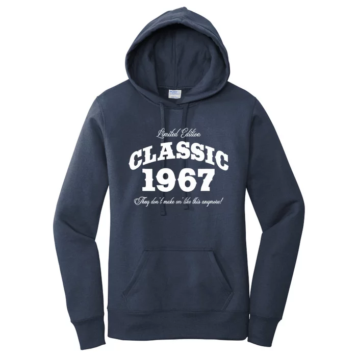 56 Year Old: Vintage Classic Car 1967 56th Birthday Women's Pullover Hoodie