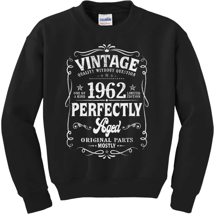 60 Year Old Vintage 1962 60th Birthday Gifts Made In 1962 Kids Sweatshirt