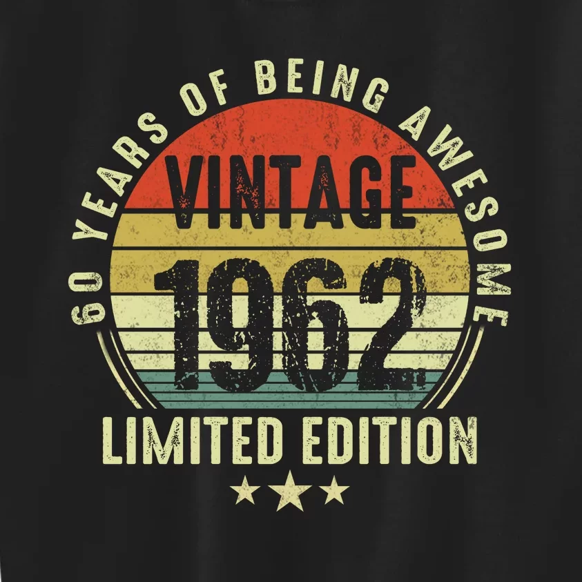 60 Year Old Vintage 1962 Limited Edition 60th Birthday Gift Ideas Kids Sweatshirt