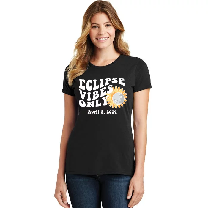 April 8 2024 Eclipse Vibes Only Cute Retro Solar Eclipse Women's T-Shirt