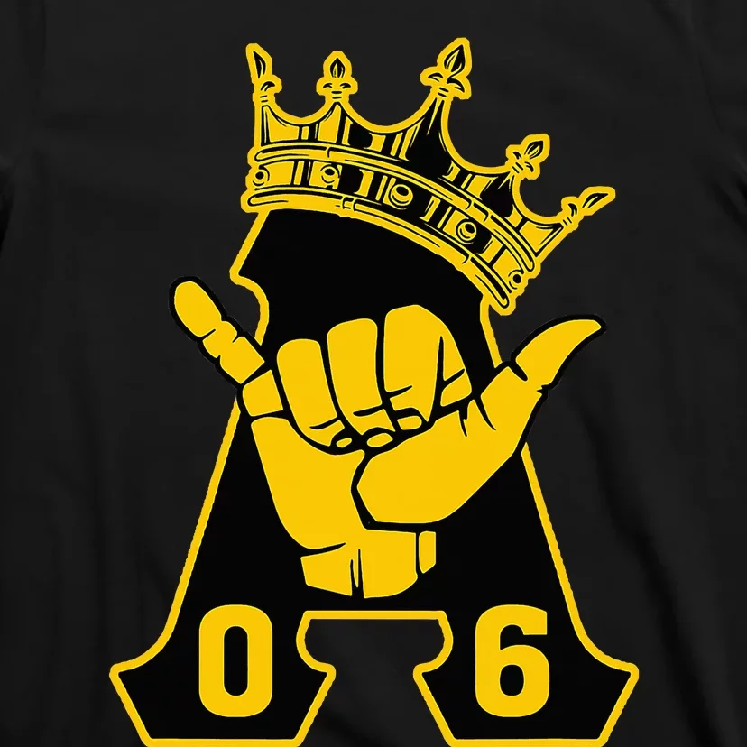 Alpha African 1906 Fraternity Hand Sign Crown T-Shirt