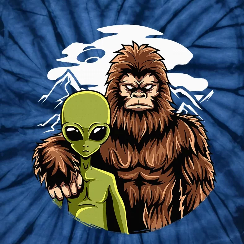 Alien And Bigfoot UFO Abduction Believer Tie-Dye T-Shirt