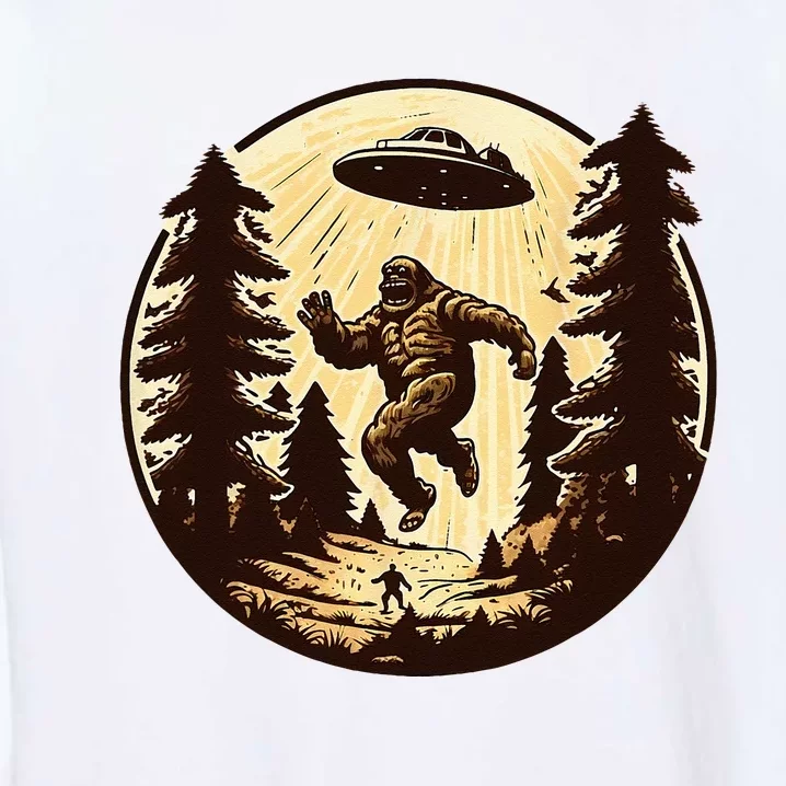 Alien And Bigfoot UFO Bigfoot Alien Garment-Dyed Sweatshirt