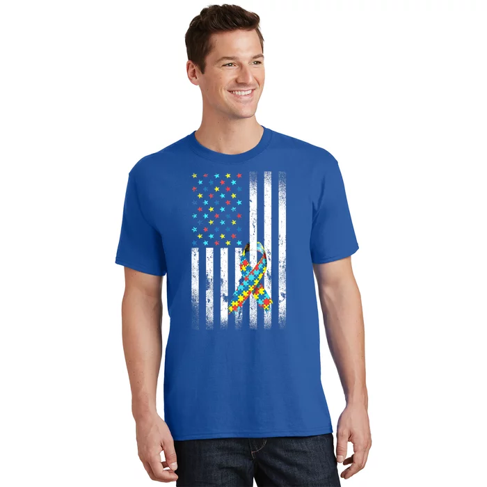 Autism Awareness Day Distressed American Flag Puzzle Ribbon Great Gift T-Shirt