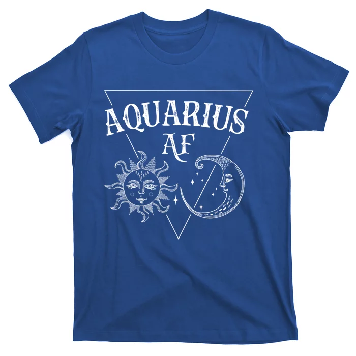 Aquarius Af / Sun And Moon Aquarius Birthday Astrology Design Funny Gift T-Shirt