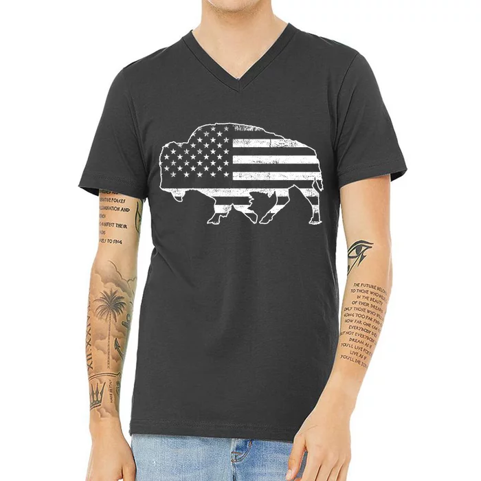 American Bison Gray Style Vintage Flag V-Neck T-Shirt