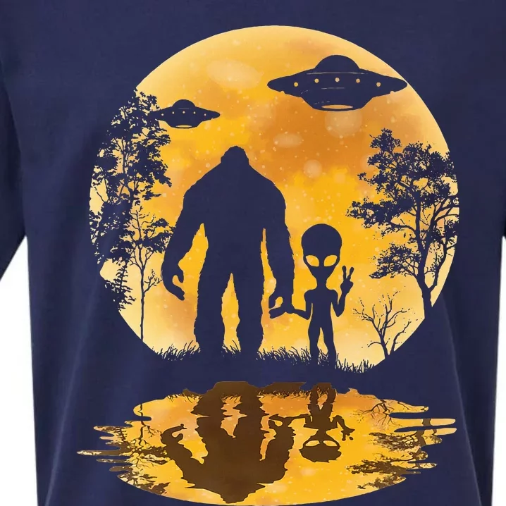 Alien Bigfoot Moon Sasquatch Ufo Extraterrestrial Sueded Cloud Jersey T-Shirt