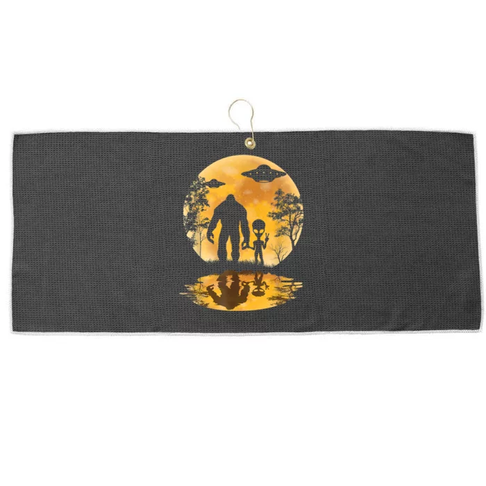 Alien Bigfoot Moon Sasquatch UFO Extraterrestrial Men Women Large Microfiber Waffle Golf Towel