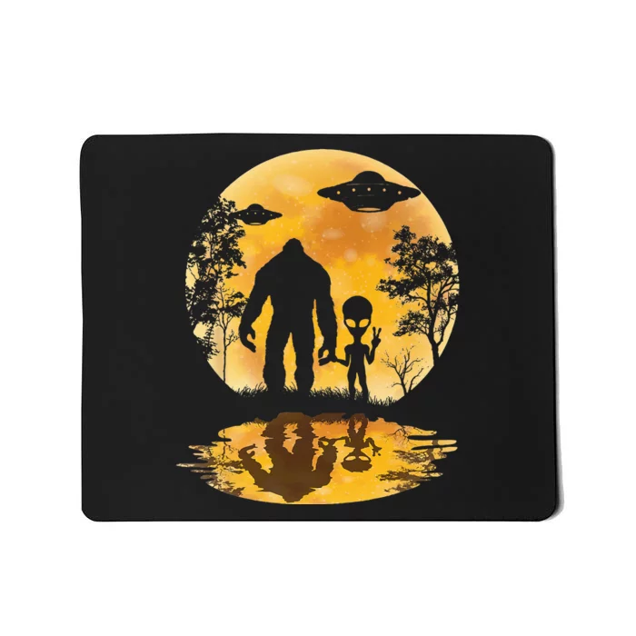 Alien Bigfoot Moon Sasquatch UFO Extraterrestria Mousepad