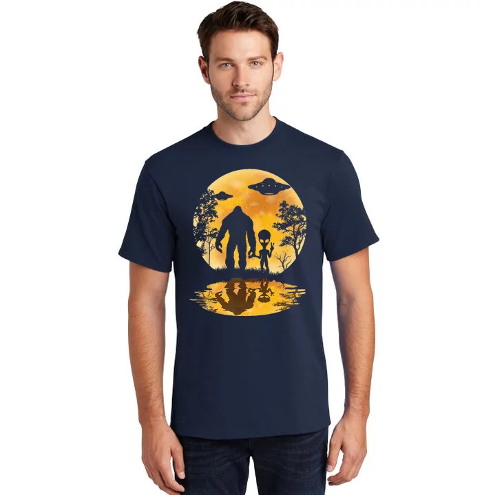 Alien Bigfoot Moon Sasquatch UFO Extraterrestria Tall T-Shirt