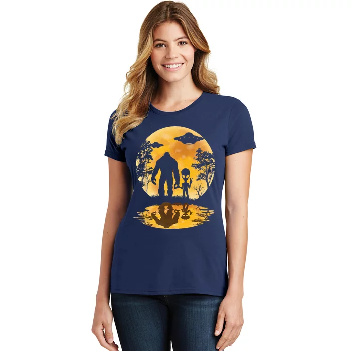 Alien Bigfoot Moon Sasquatch UFO Extraterrestria Women's T-Shirt