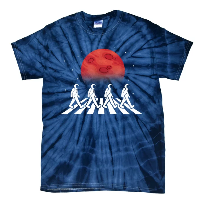 Astronaut Crossing Road Mars Planet Cosmonaut Spaceman Tie-Dye T-Shirt