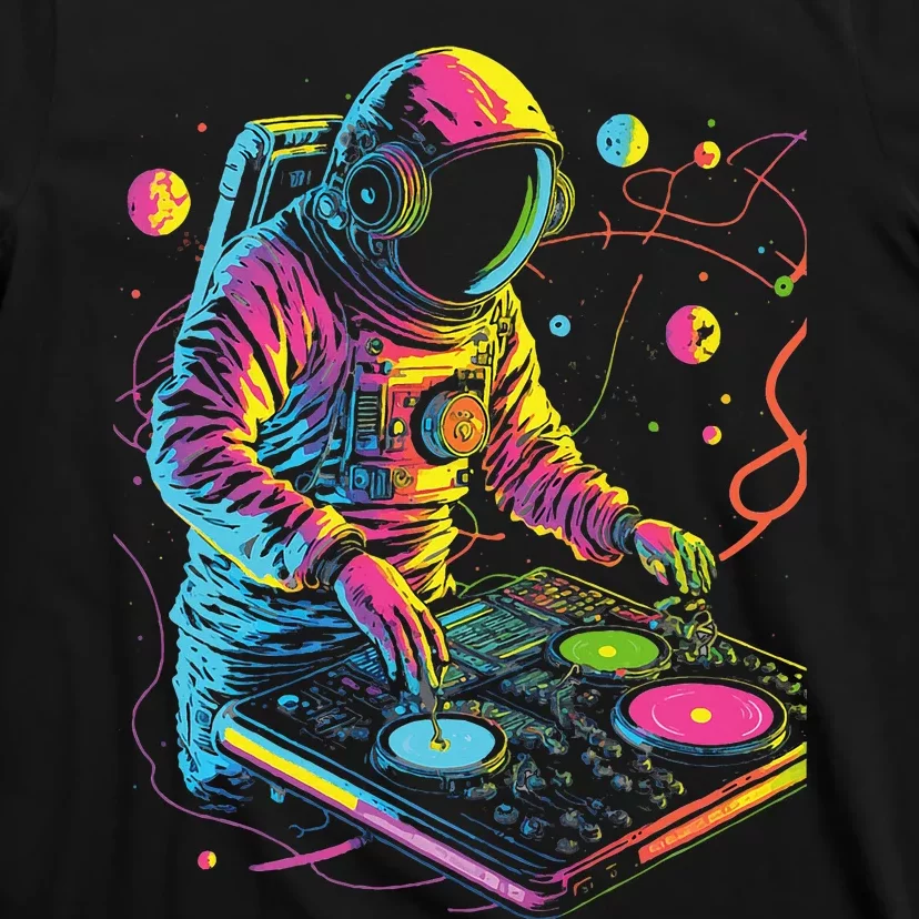 Astronaut Dj Djing In Space Edm Cool Graphic T-Shirt