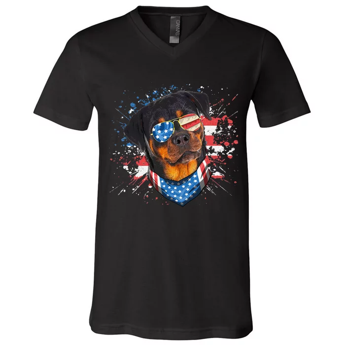 American Flag Rottweiler Dog Lover Funny 4th of July Dog V-Neck T-Shirt