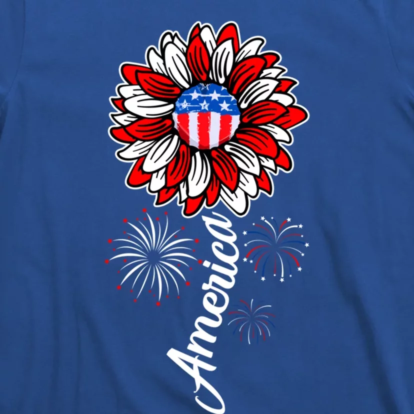 America Flag Sunflower 4th Of July Funny Mom Dad Gift T-Shirt