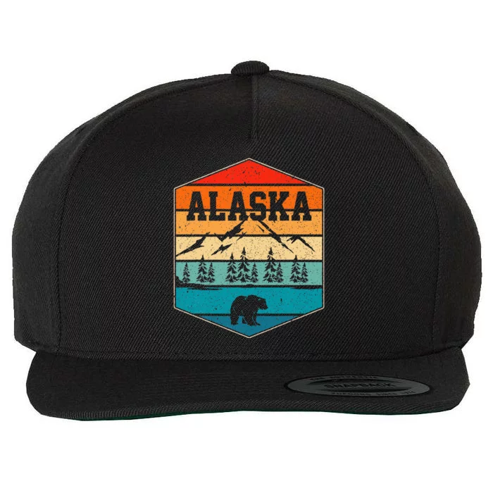 Alaskan Glacier Mountains Landscape Bear Animal Retro Alaska Wool Snapback Cap