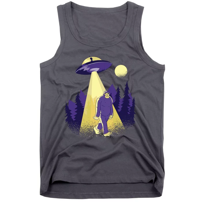 Aliens Kidnapping Bigfoot Tank Top