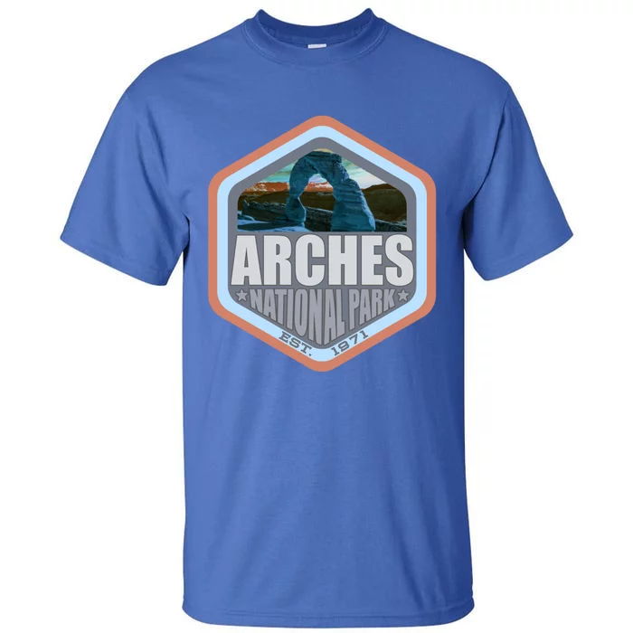 America National Park Arches Beautiful Design For Explorers Gift Tall T-Shirt