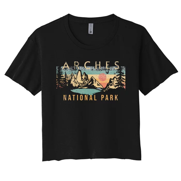 Arches National Park Women's Crop Top Tee