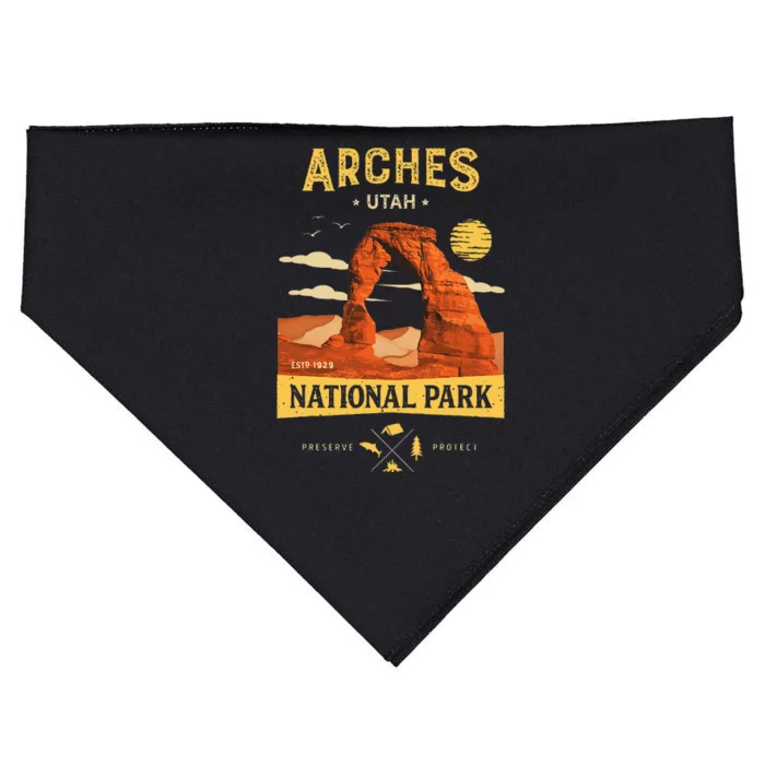 Arches National Park Delicate Arch USA-Made Doggie Bandana