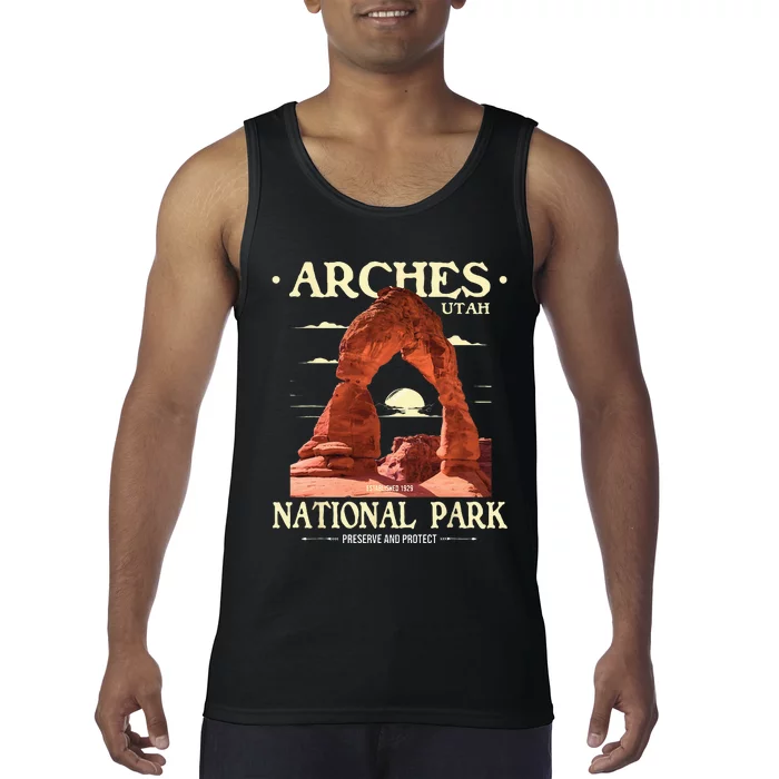 Arches National Park Retro Hiking & Camping Lover Tank Top