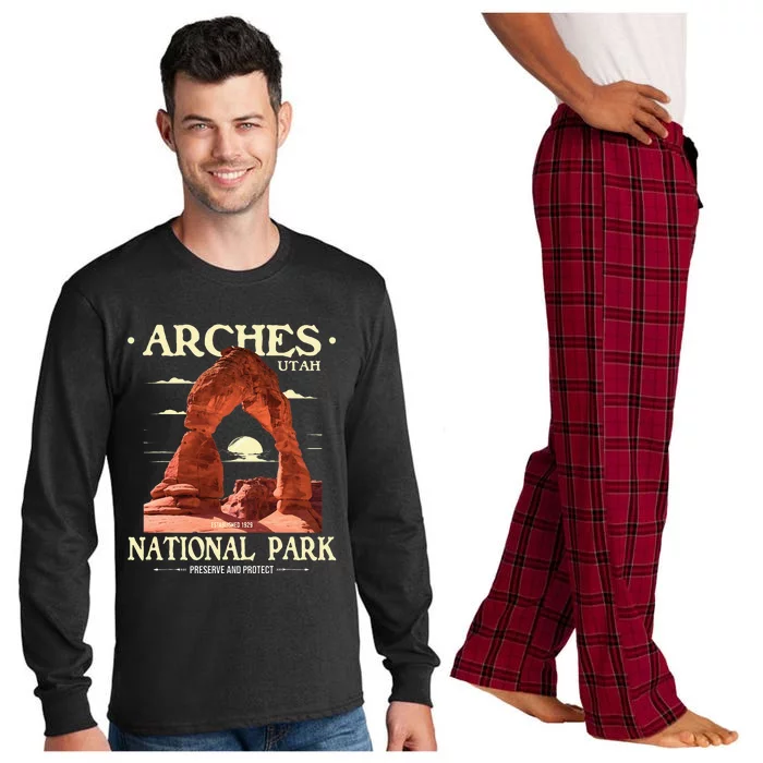 Arches National Park Retro Hiking & Camping Lover Long Sleeve Pajama Set