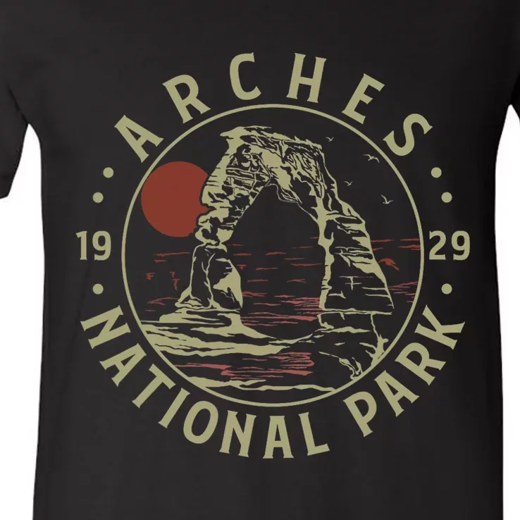 Arches National Park 1929 National Parks Costume V-Neck T-Shirt