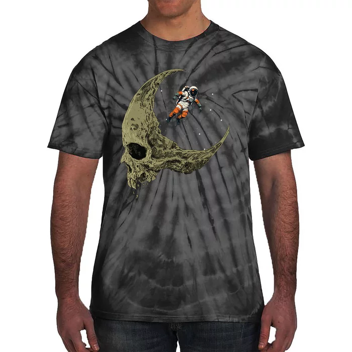 Astronaut On A Skull Planet In Outer Space Astronomy Space Tie-Dye T-Shirt