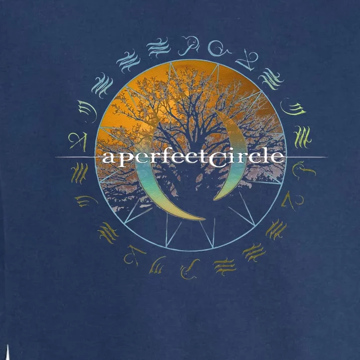 A Perfect Circle – Woodland Garment-Dyed Sweatshirt