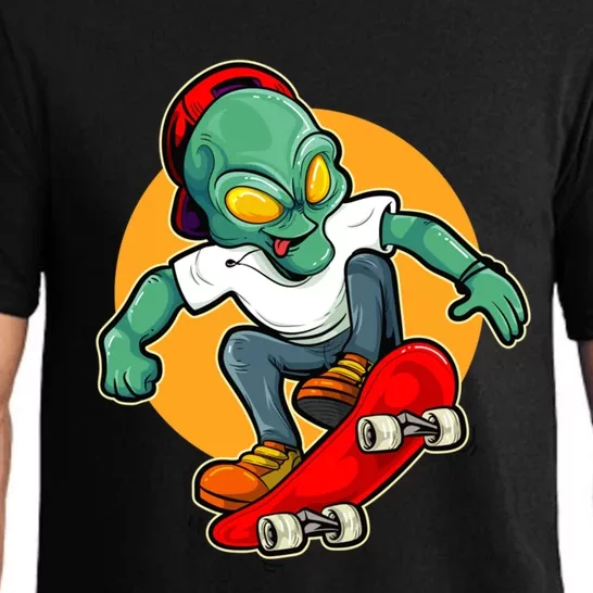 Alien Riding Skateboard Ufo Extraterrestrial Skateboarding Gift Pajama Set