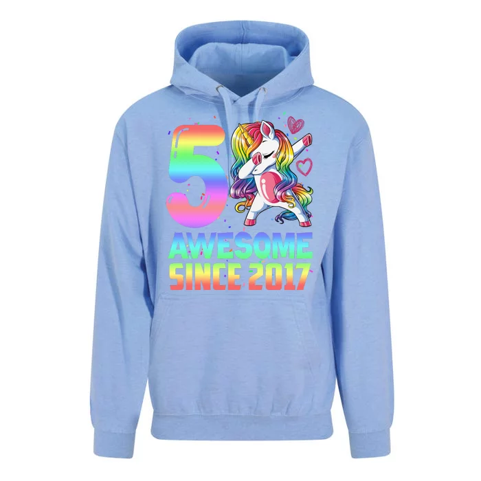 Awesome Since 2017 Unicorn 5th Birthday 5 Years Old Unisex Surf Hoodie